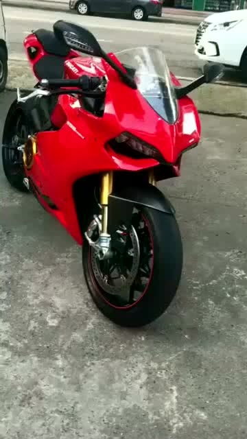 今天喝酒叫了一個代駕,結果代駕說他不開這種地平線