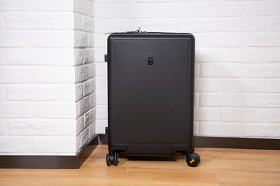 簡約實用，人性化感受——地平線8號旅行箱上手體驗